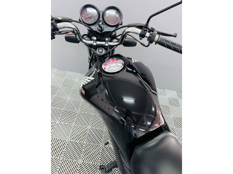 HONDA - CG 125 - 2013/2013 - Preta - R$ 10.500,00