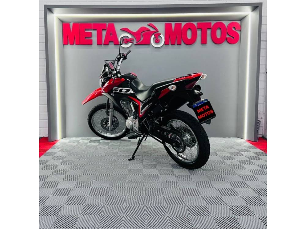 HONDA - NXR 160 - 2021/2021 - Vermelha - R$ 19.900,00