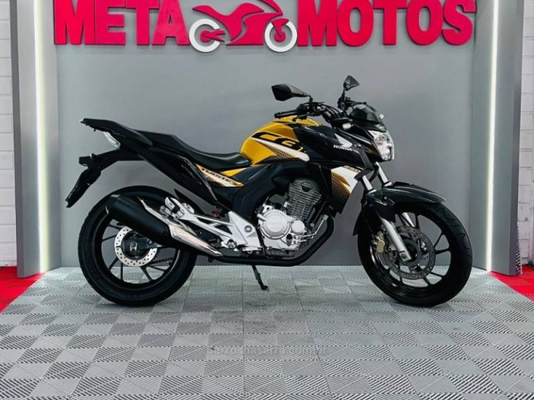 HONDA - CB 250F TWISTER - 2020/2020 - Amarela - R$ 21.500,00
