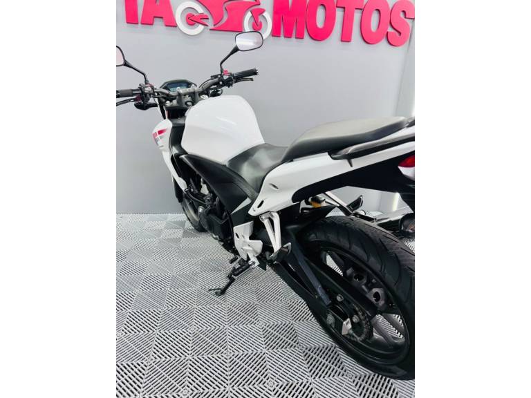HONDA - CB 500F - 2014/2014 - Branca - R$ 26.500,00