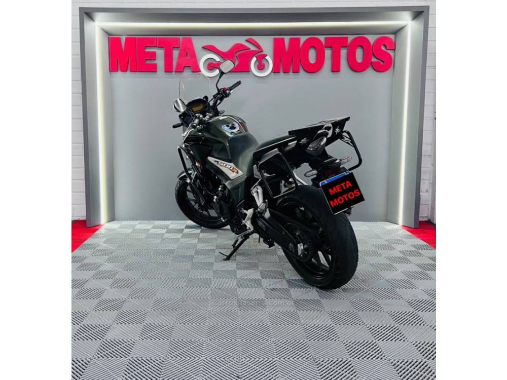 HONDA - CB 500 - 2017/2018 - Verde - R$ 36.900,00
