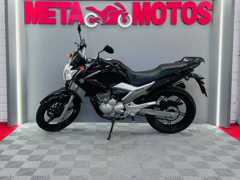 YAMAHA - FAZER - 2013/2013 - Preta - R$ 14.900,00