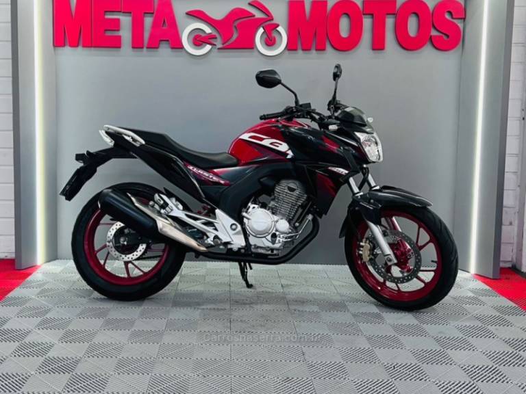 HONDA - CB 250F TWISTER - 2019/2020 - Vermelha - R$ 21.500,00