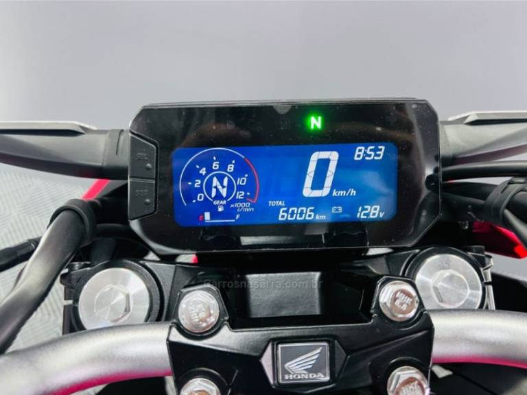 HONDA - CB 300F TWISTER - 2024/2024 - Vermelha - R$ 26.900,00