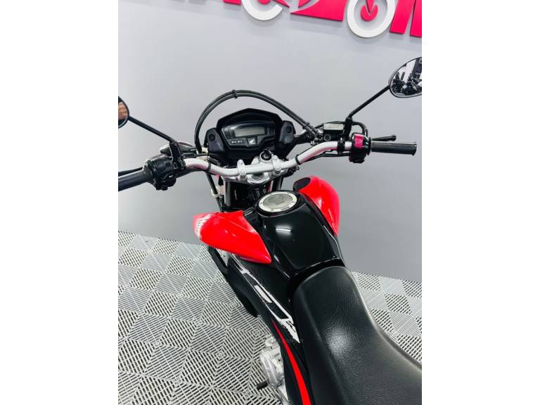 HONDA - NXR 160 - 2021/2021 - Vermelha - R$ 19.900,00