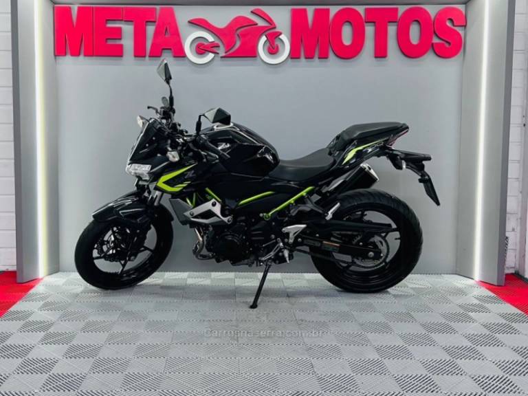 KAWASAKI - Z400 - 2020/2020 - Cinza - R$ 27.900,00
